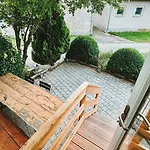 Dorfplatz Suite mit Weitblick, ganz neu und unfassbar gemütlich 10 min von Rothenburg ob der Tauber Schrozberg
