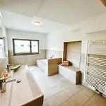 Dorfplatz Suite mit Weitblick, ganz neu und unfassbar gemütlich 10 min von Rothenburg ob der Tauber *