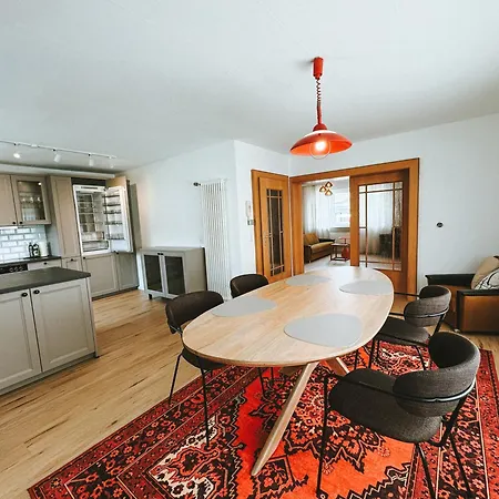 Dorfplatz Suite mit Weitblick, ganz neu und unfassbar gemütlich 10 min von Rothenburg ob der Tauber Apartment
